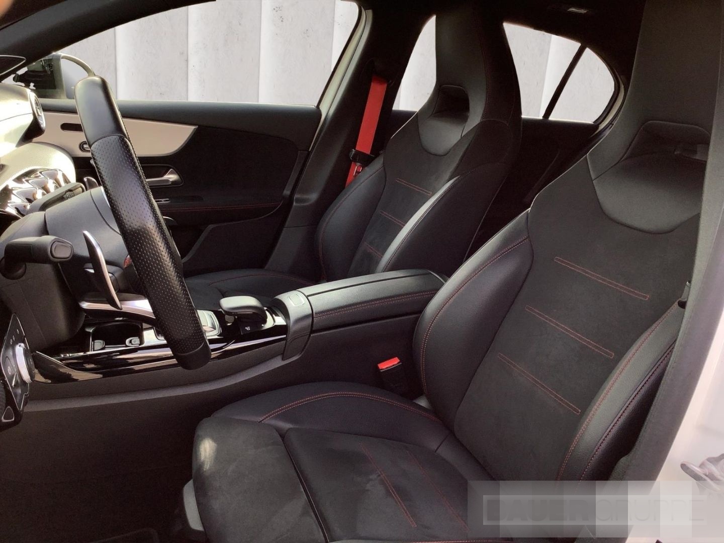 Mercedes-Benz A 35 AMG 4M PANO KAMERA KEYLESS ACC BURMESTER foto 10