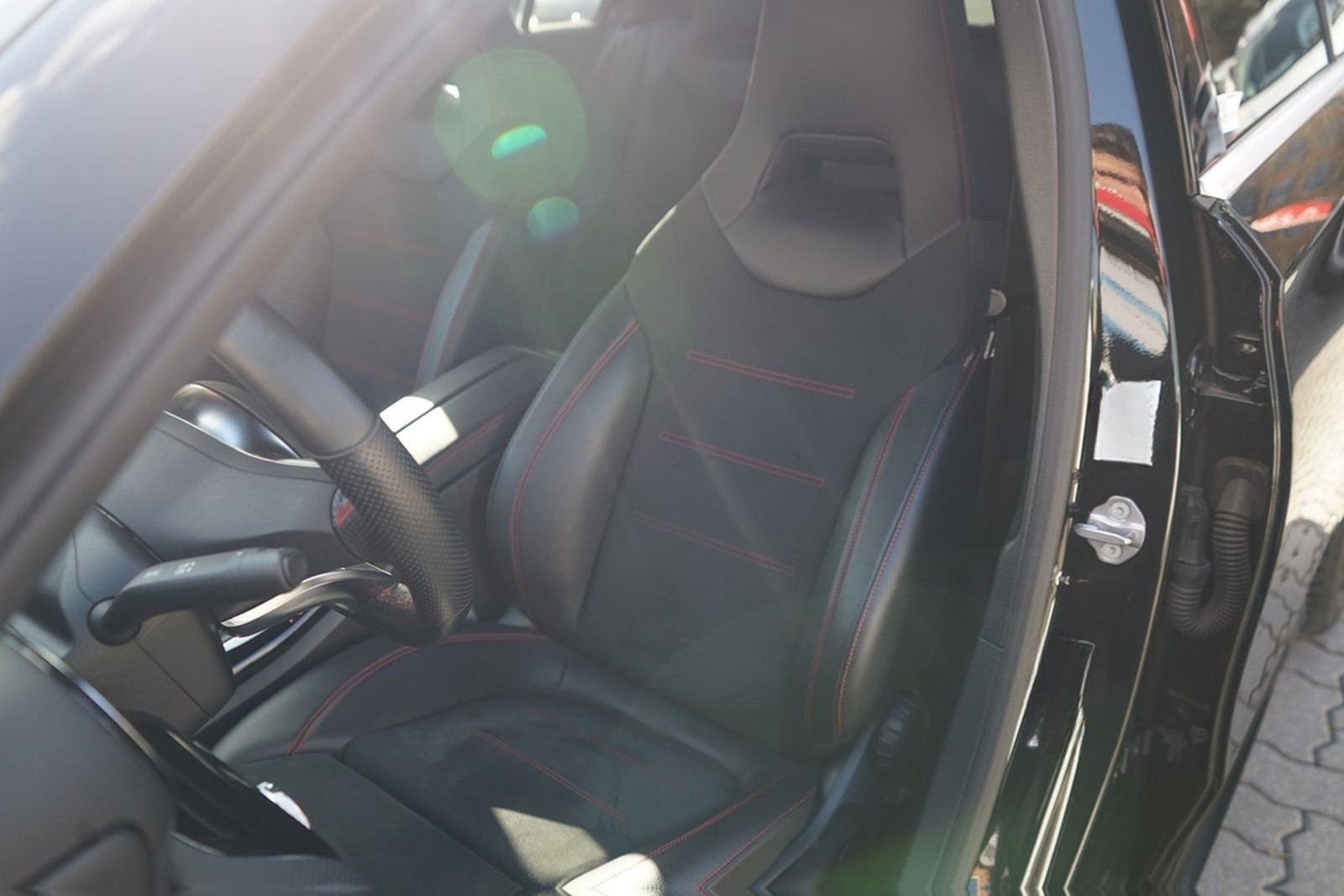 Mercedes-Benz A180 AMG Line LED Navi Sitzheizung Teilleder PDC foto 20