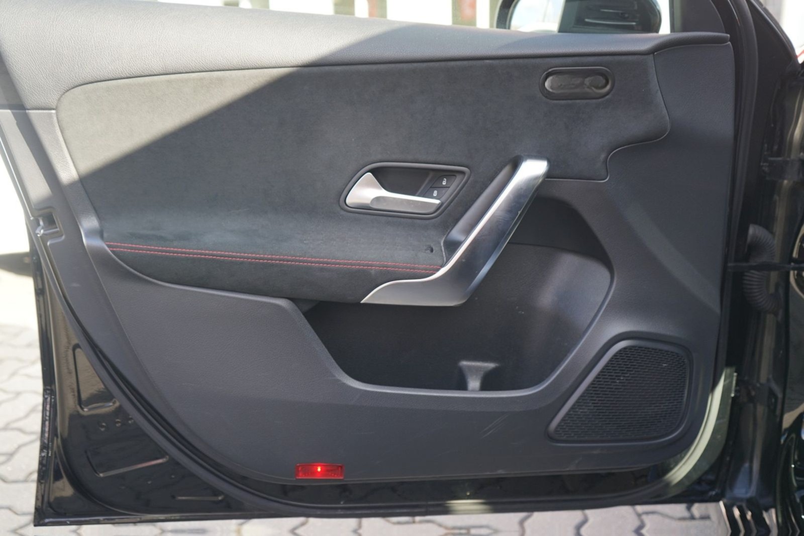 Mercedes-Benz A180 AMG Line LED Navi Sitzheizung Teilleder PDC foto 23