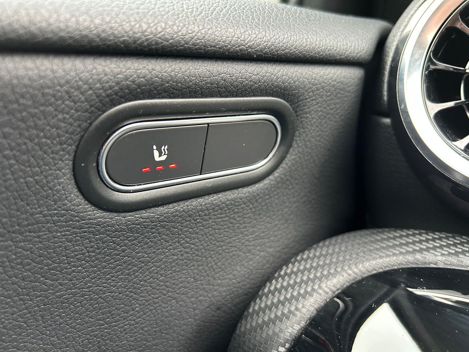 Mercedes-Benz A 180 d/NAVI/GARANTIE/VIRTUAL TACHO/ALU/ASSISTEN foto 20