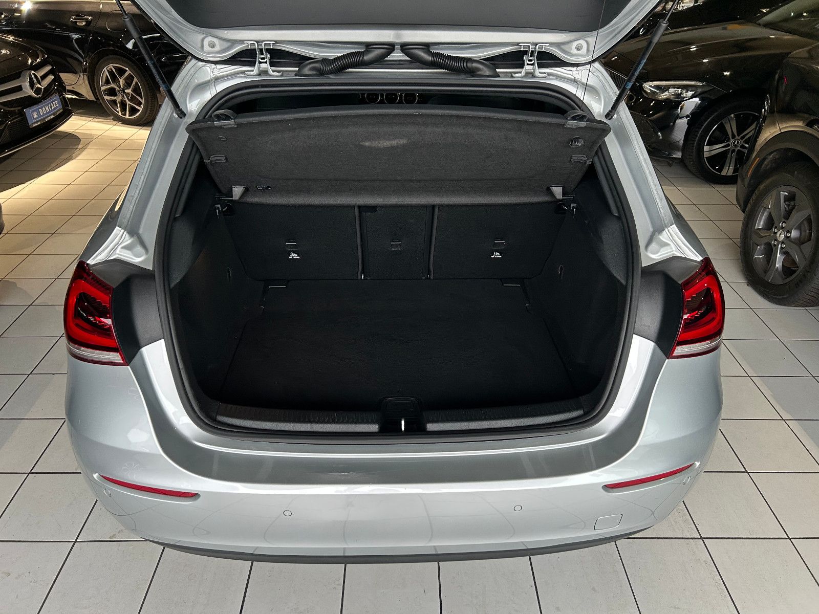 Mercedes-Benz A 180 d/NAVI/GARANTIE/VIRTUAL TACHO/ALU/ASSISTEN foto 8