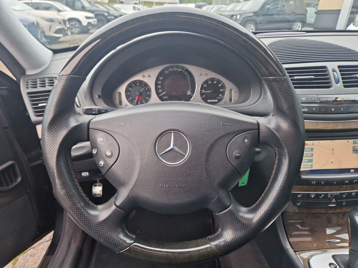 Mercedes-Benz E 500 Brabus  6.1 W211 Luftfederung AD El. Panod foto 15