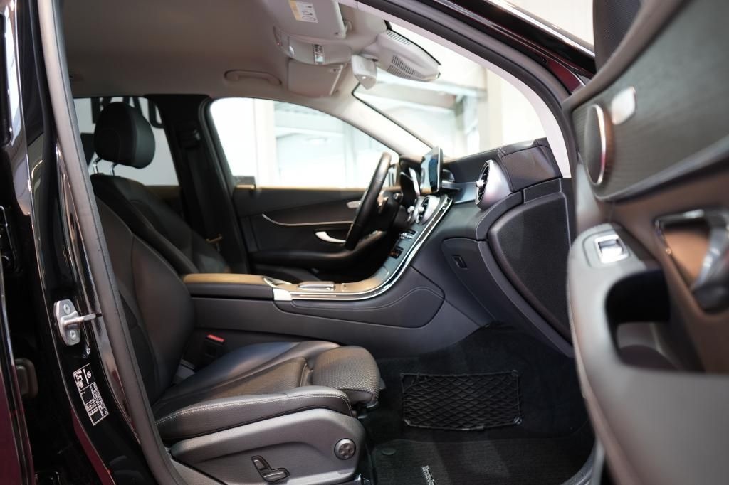 Mercedes-Benz GLC 300 d 4Matic AMG 9G *LED*Navi*Virtual* foto 7