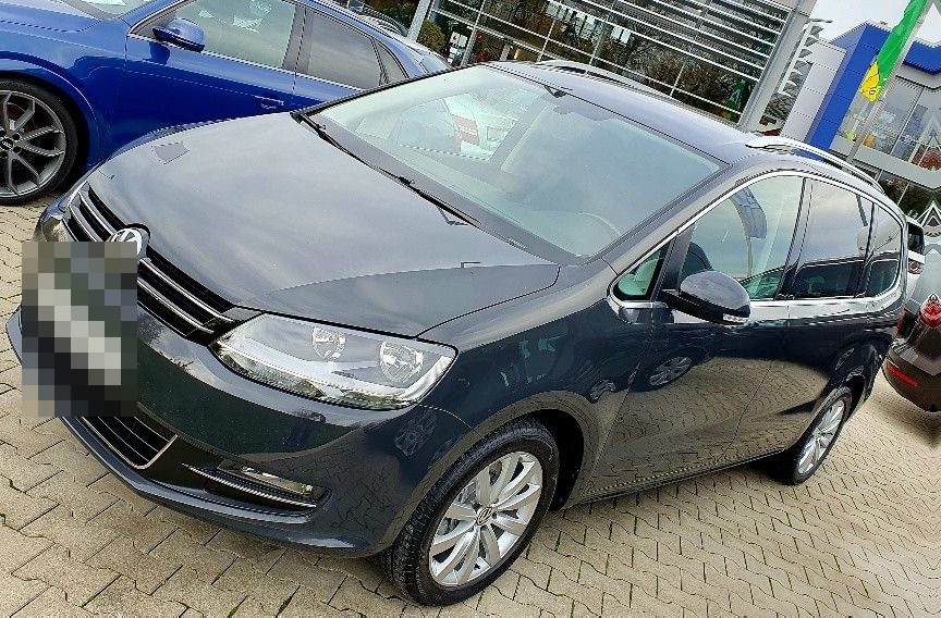 Volkswagen Sharan Highline Family Van Alu Grau AC Facelift foto 2