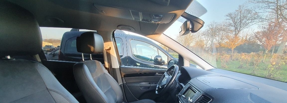 Volkswagen Sharan Highline Family Van Alu Grau AC Facelift foto 15