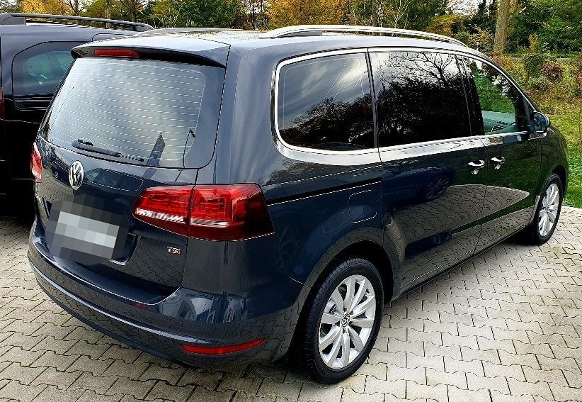 Volkswagen Sharan Highline Family Van Alu Grau AC Facelift foto 3