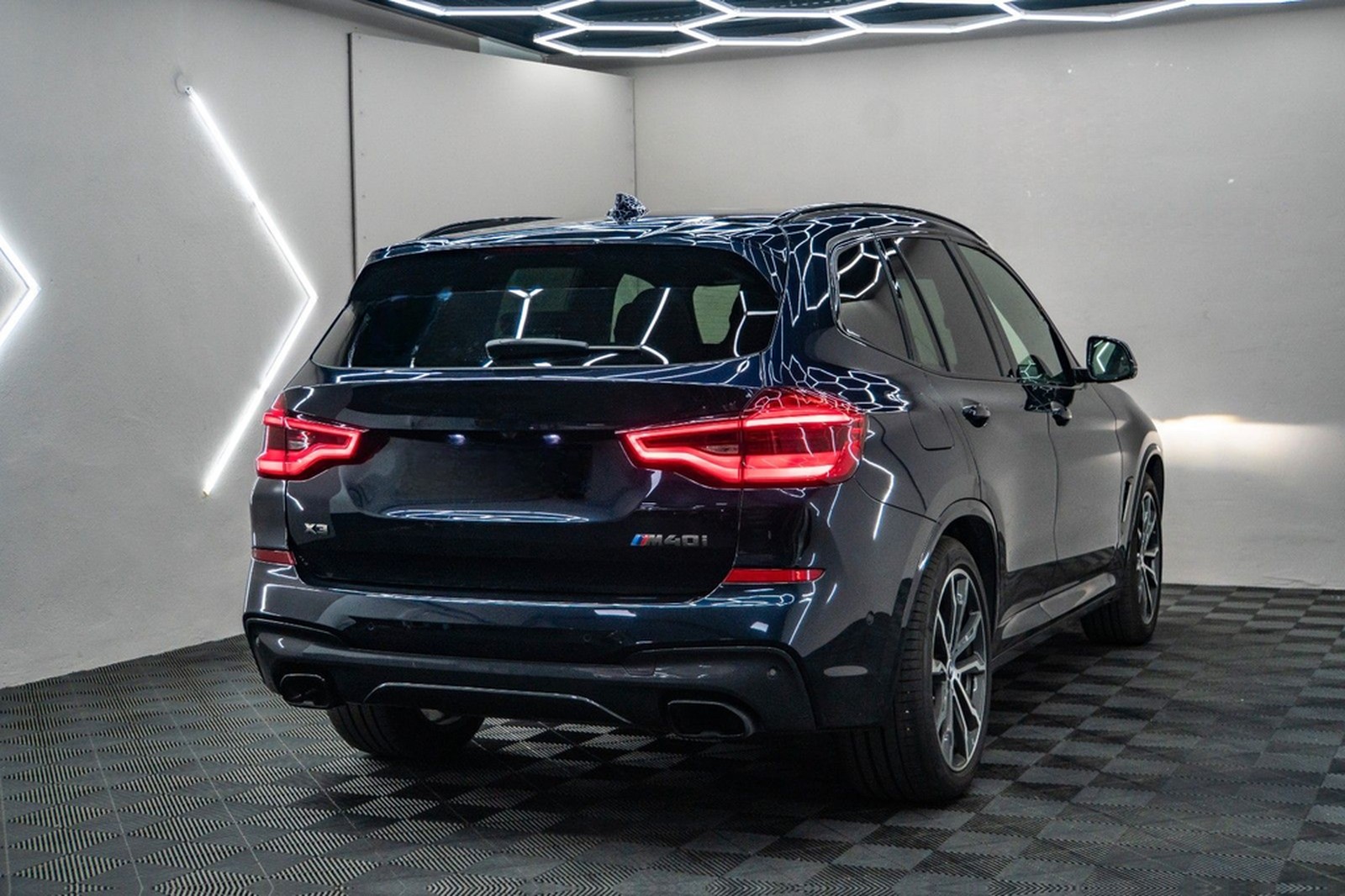 BMW X3 M40i xDrive LED HUD 360° Memory Pano H&K foto 13