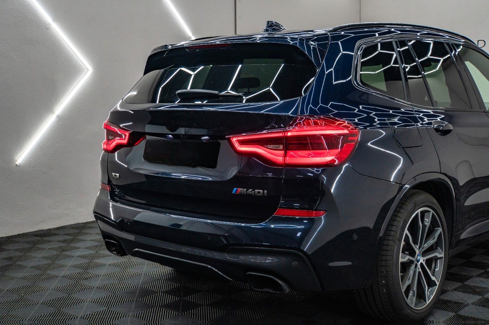 BMW X3 M40i xDrive LED HUD 360° Memory Pano H&K foto 15