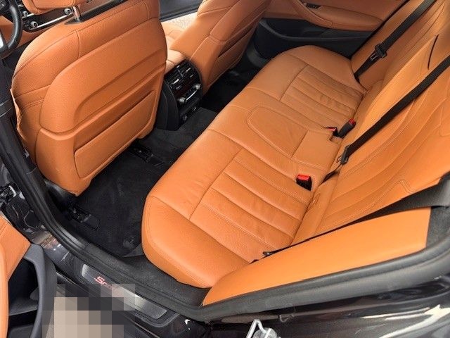 BMW 540 i xDrive Sport Line / Leder / Panorama / LED foto 17