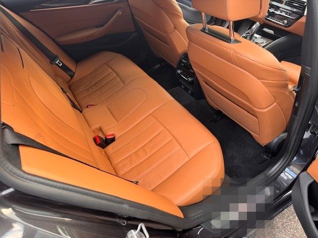 BMW 540 i xDrive Sport Line / Leder / Panorama / LED foto 18