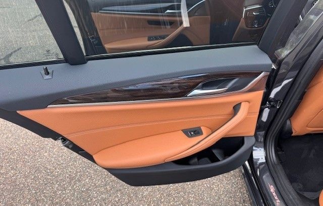 BMW 540 i xDrive Sport Line / Leder / Panorama / LED foto 21