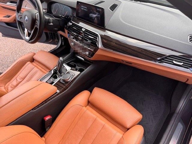 BMW 540 i xDrive Sport Line / Leder / Panorama / LED foto 25