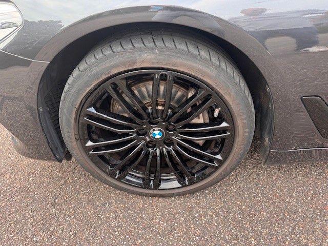 BMW 540 i xDrive Sport Line / Leder / Panorama / LED foto 6