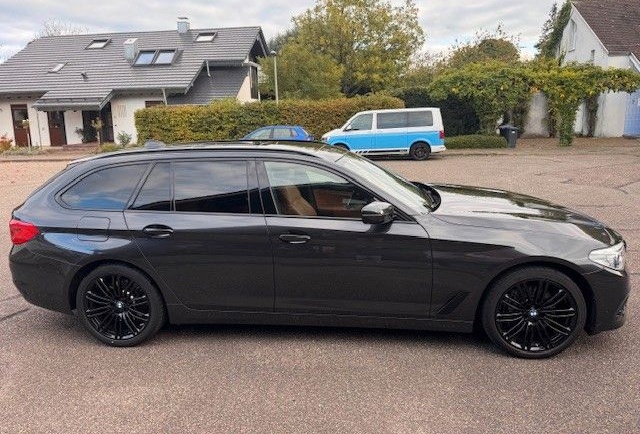 BMW 540 i xDrive Sport Line / Leder / Panorama / LED foto 9