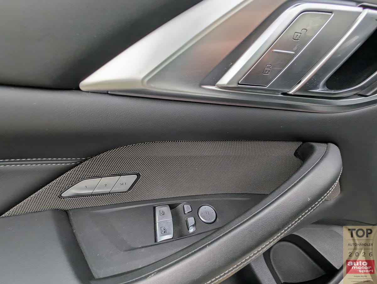 BMW M4 CoupeCompetition RWD Laser HUD Carbon DE-KFZ foto 24