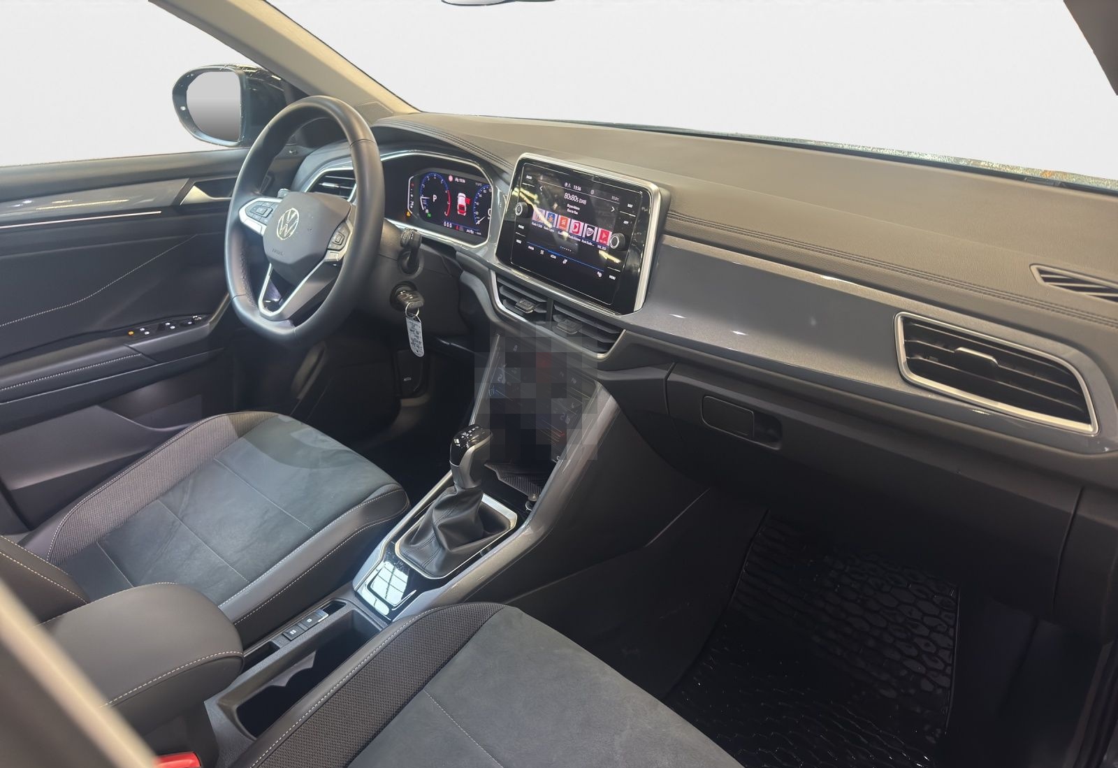 Volkswagen T-Roc 1.5 TSI DSG Style  LED Kamera PDC LM Tempo foto 14