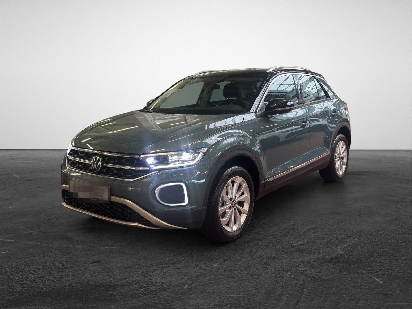 Volkswagen T-Roc 1.5 TSI DSG Style  LED Kamera PDC LM Tempo foto 3