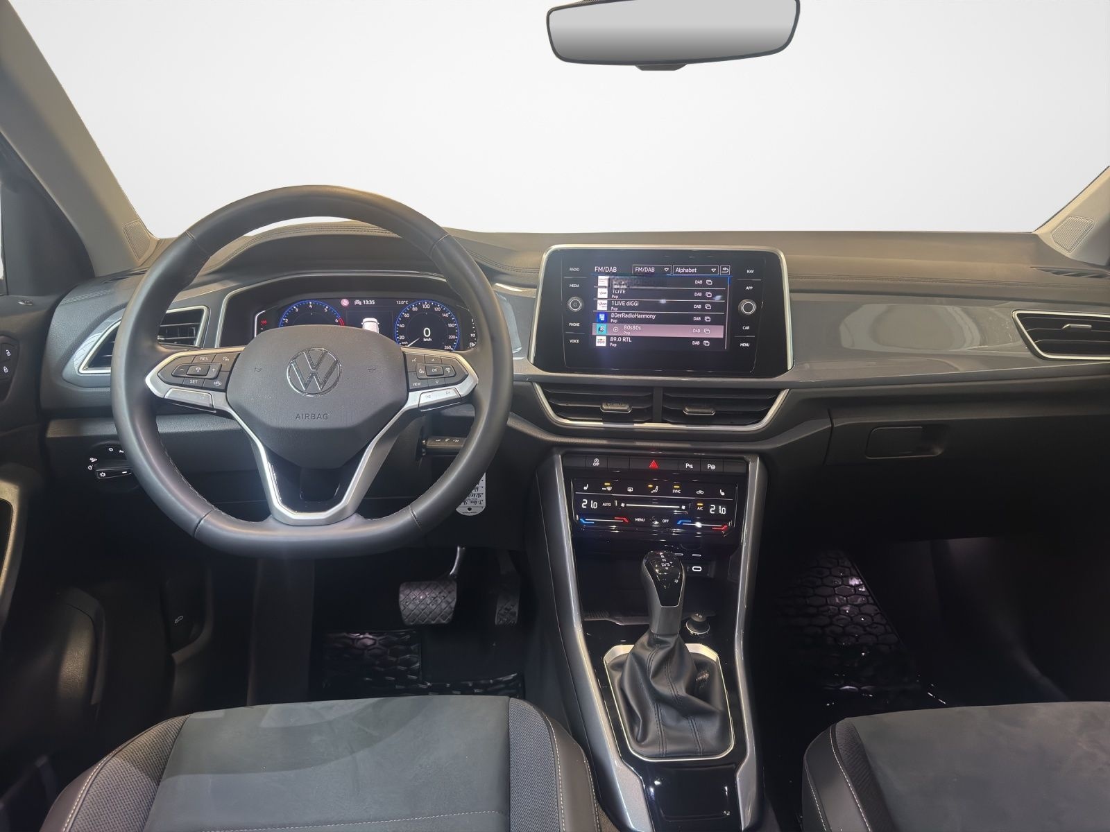 Volkswagen T-Roc 1.5 TSI DSG Style  LED Kamera PDC LM Tempo foto 9