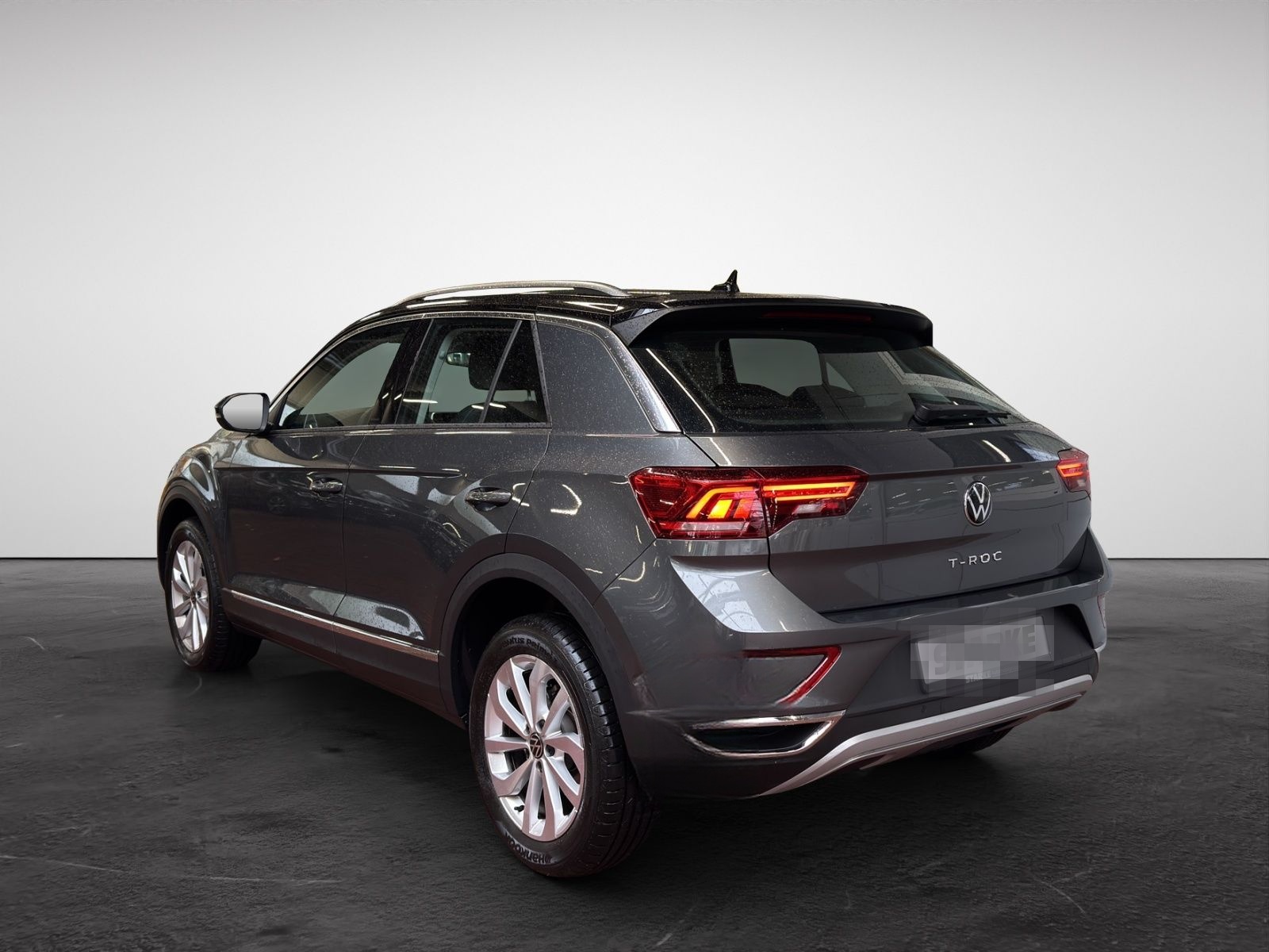 Volkswagen T-Roc 1.5 TSI DSG Style  LED Kamera PDC LM Tempo foto 5