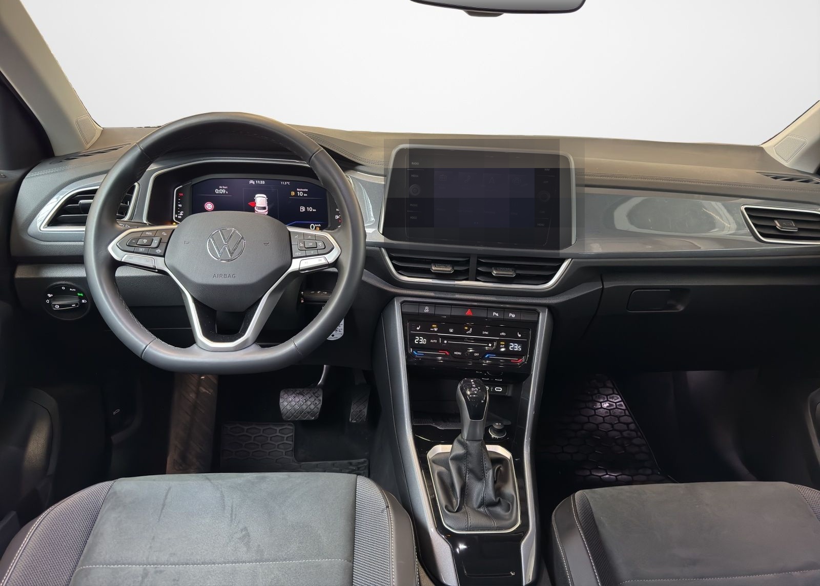 Volkswagen T-Roc 1.5 TSI DSG Style  LED Kamera PDC LM Tempo foto 9