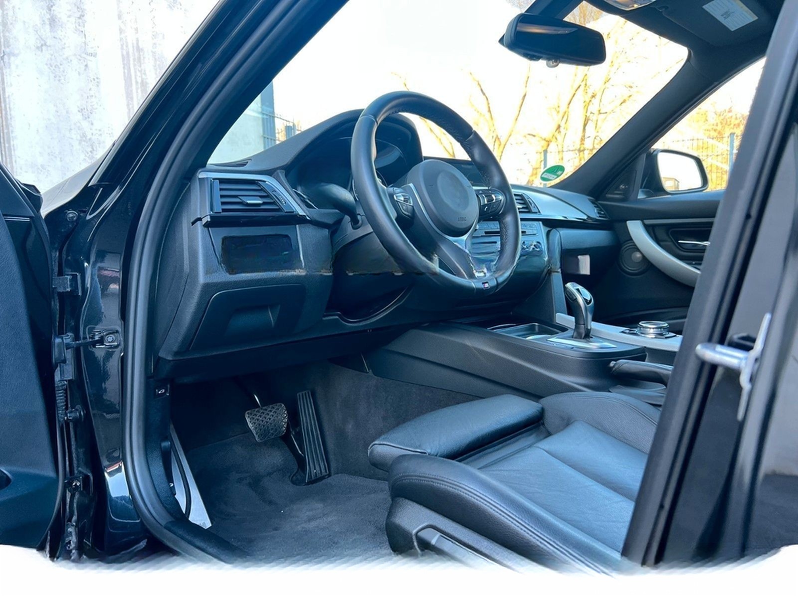 BMW 335i M Performance*Head up*H&K*SHZ*19" foto 28