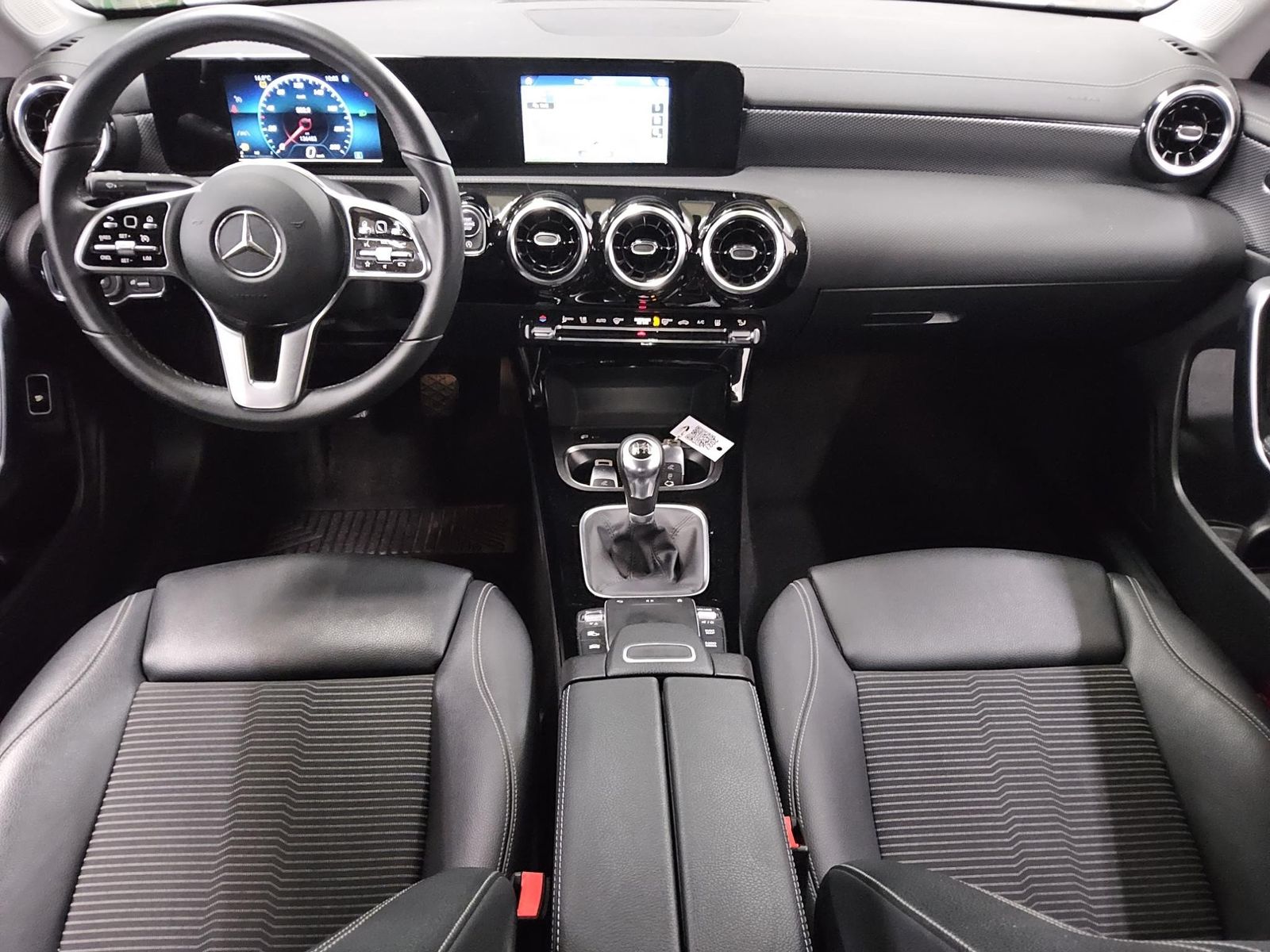 Mercedes-Benz CLA 200 Progressive T-Leder Navi LED SHZ foto 5
