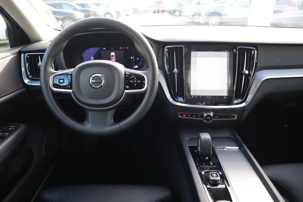 Volvo V60 B4 D Plus Dark |LEDER|NAVI| foto 17