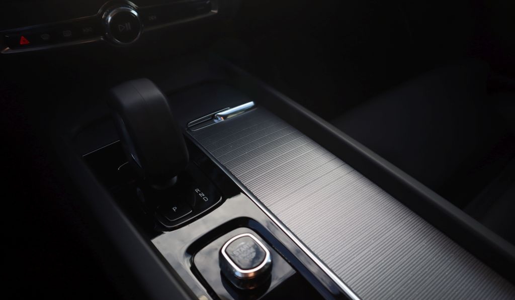 Volvo V60 B4 D Plus Dark |LEDER|NAVI| foto 23