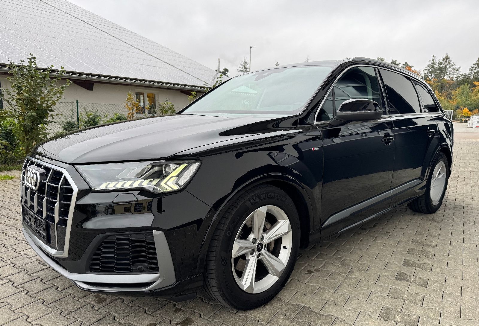 Audi Q7 50 TDI quattro S-LINE/MATRIX/LUFT/KEYLESS/DAB foto 3