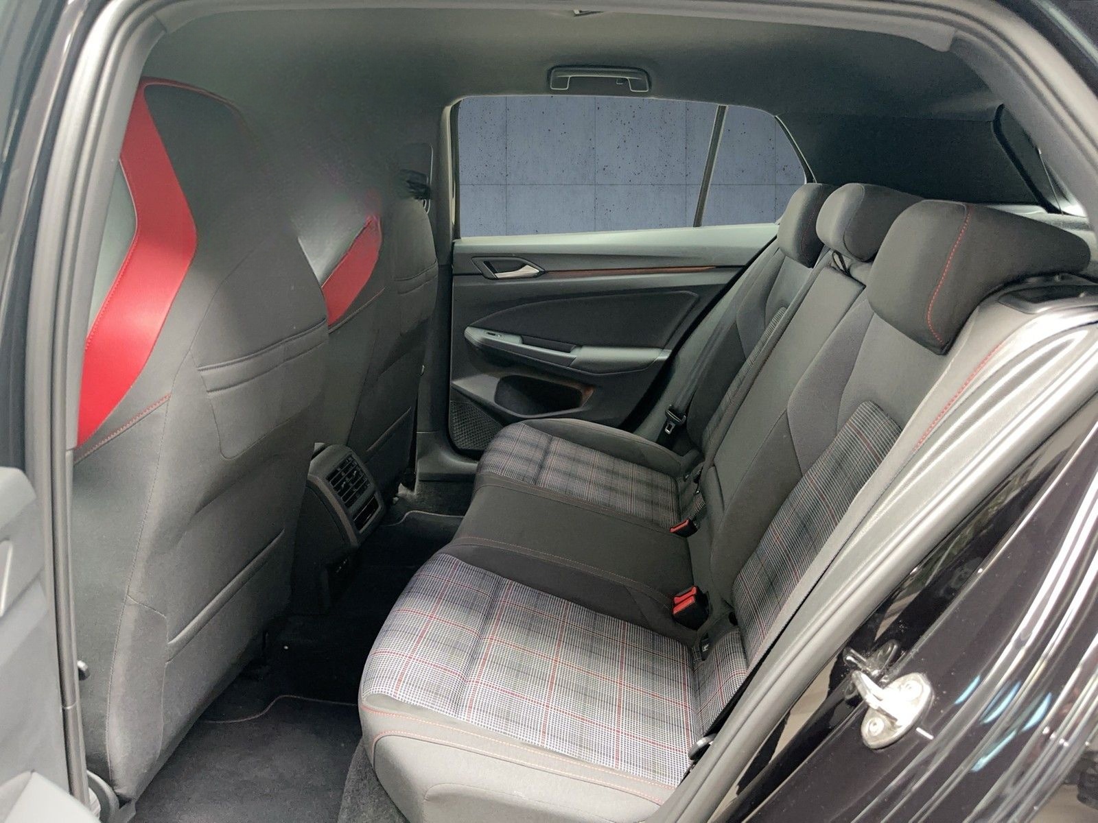 Volkswagen Golf GTI 2.0 TSI DSG Navi LED Rückfahrkamera ACC foto 11