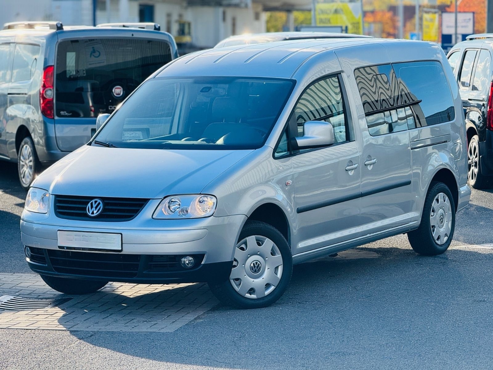 Volkswagen Caddy Maxi-Behindertengerecht-Rampe foto 2