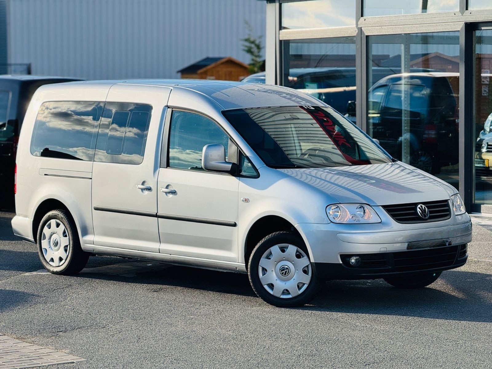 Volkswagen Caddy Maxi-Behindertengerecht-Rampe foto 3
