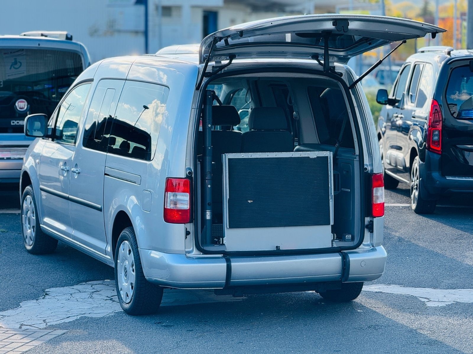 Volkswagen Caddy Maxi-Behindertengerecht-Rampe foto 9