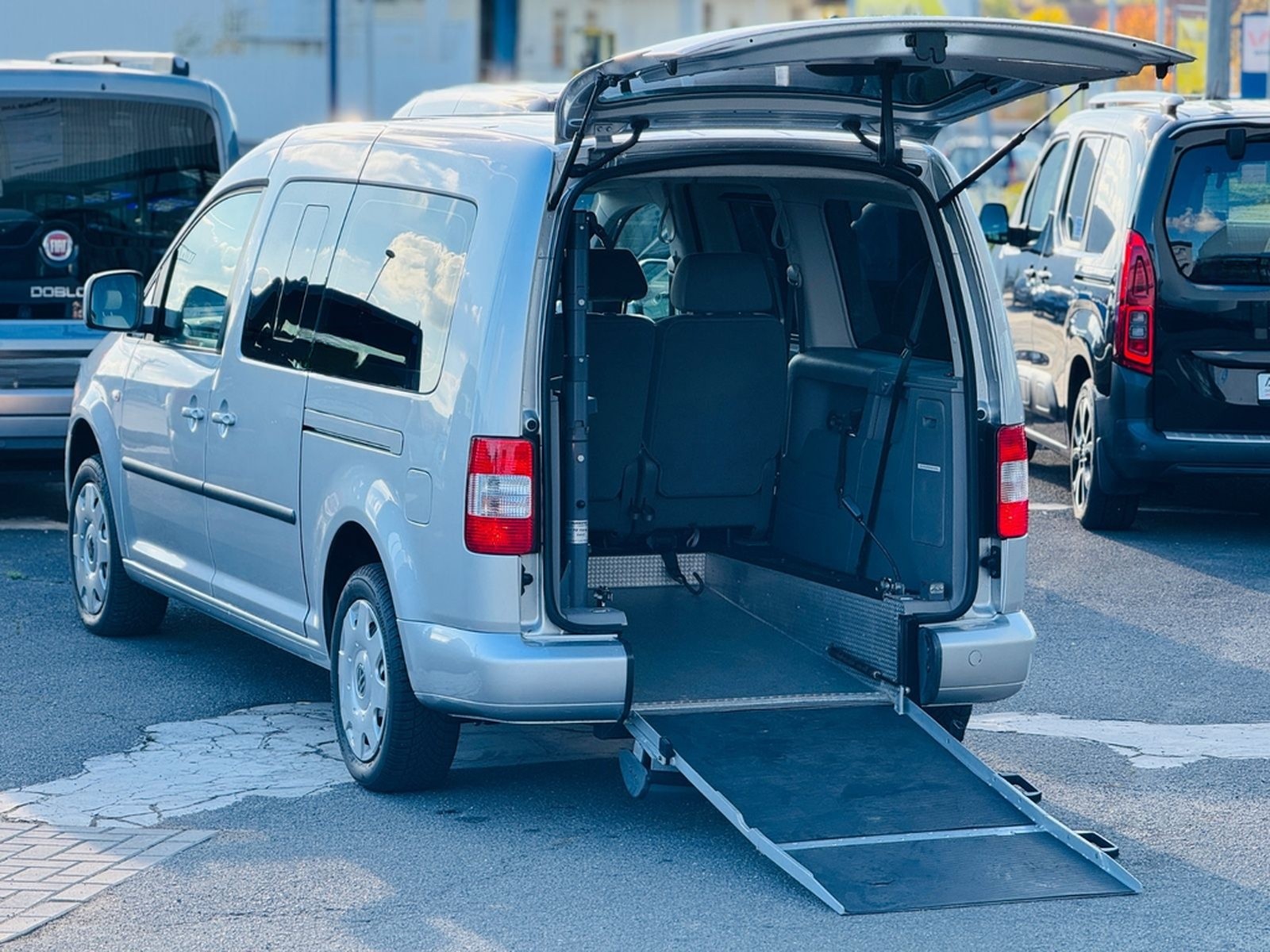Volkswagen Caddy Maxi-Behindertengerecht-Rampe foto 10
