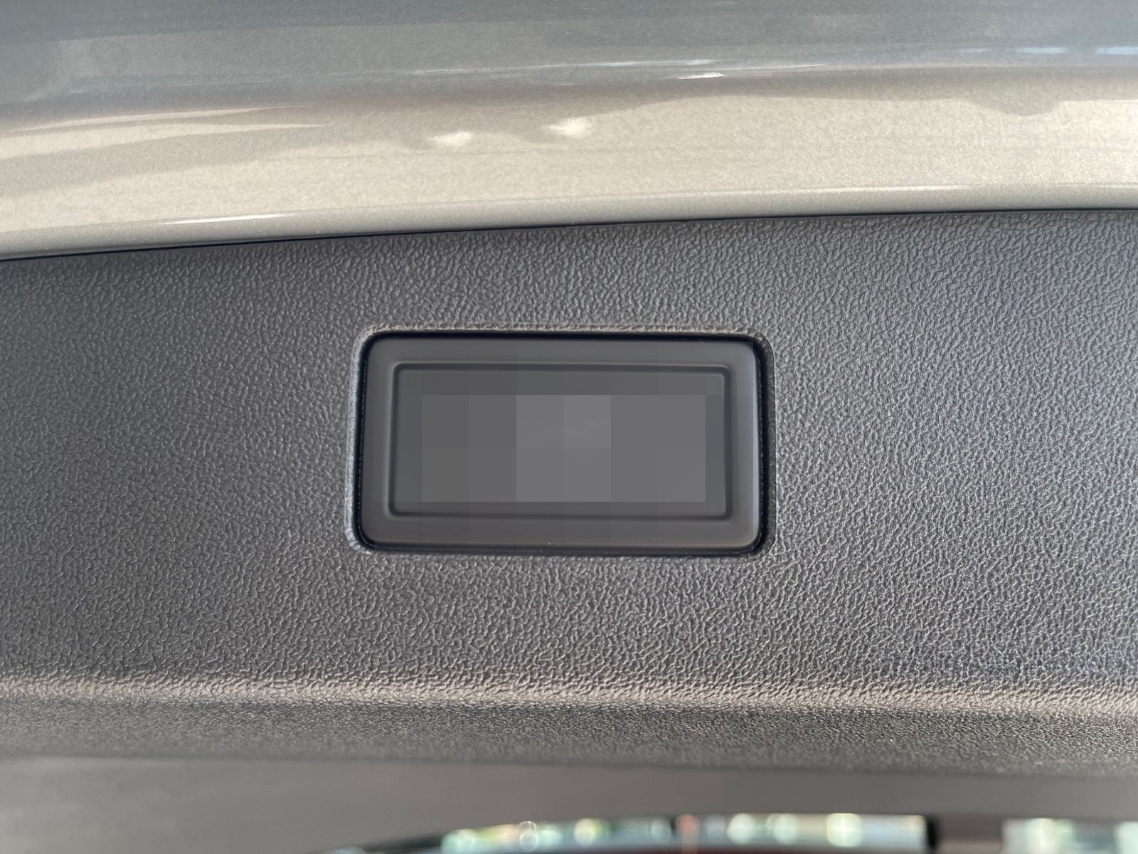 Volkswagen Tiguan 1.5 eTSI DSG Elegance+NAVI+AHK+PANO+IQ.LI foto 16
