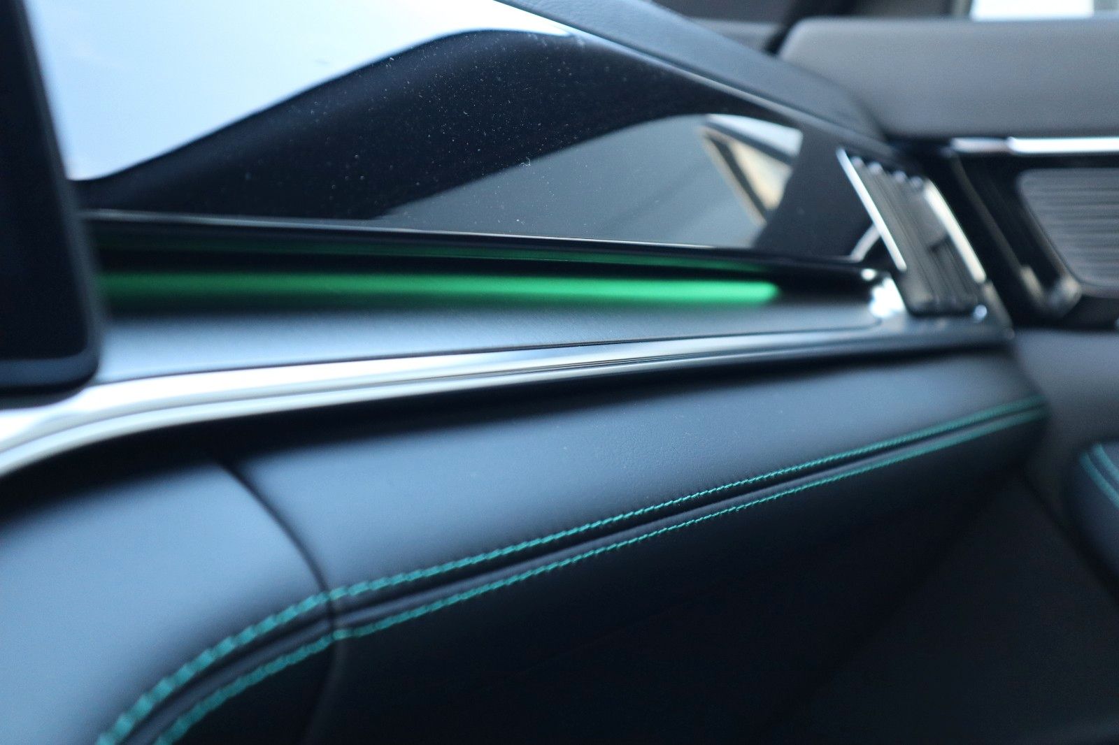 BYD SEAL U DM-i Design *Bestellfahrzeug* foto 19