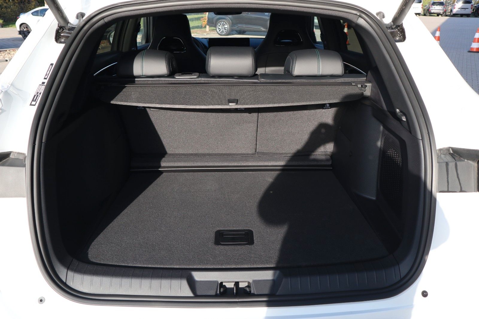 BYD SEAL U DM-i Design *Bestellfahrzeug* foto 24