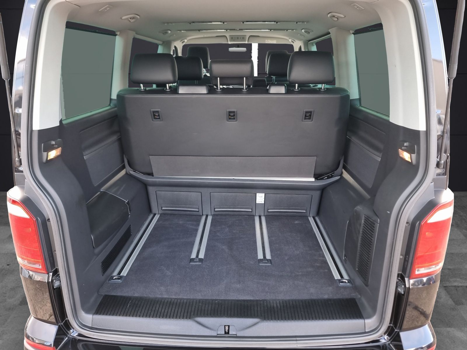 Volkswagen T6 Multivan TDI DSG Comfortline LEDER STH 7-SITZ foto 13