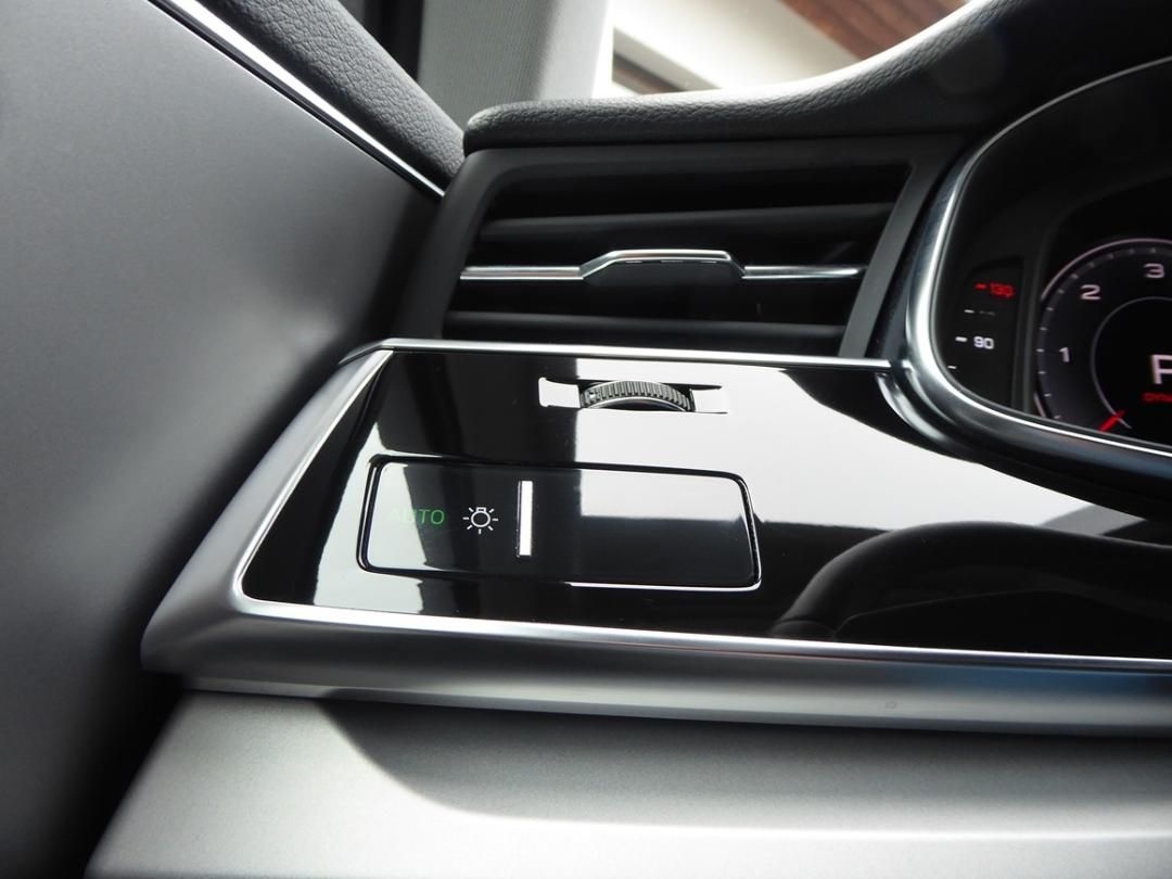 Audi Q7 3.0 TDI quattro *MMI touch*Kamera* foto 15