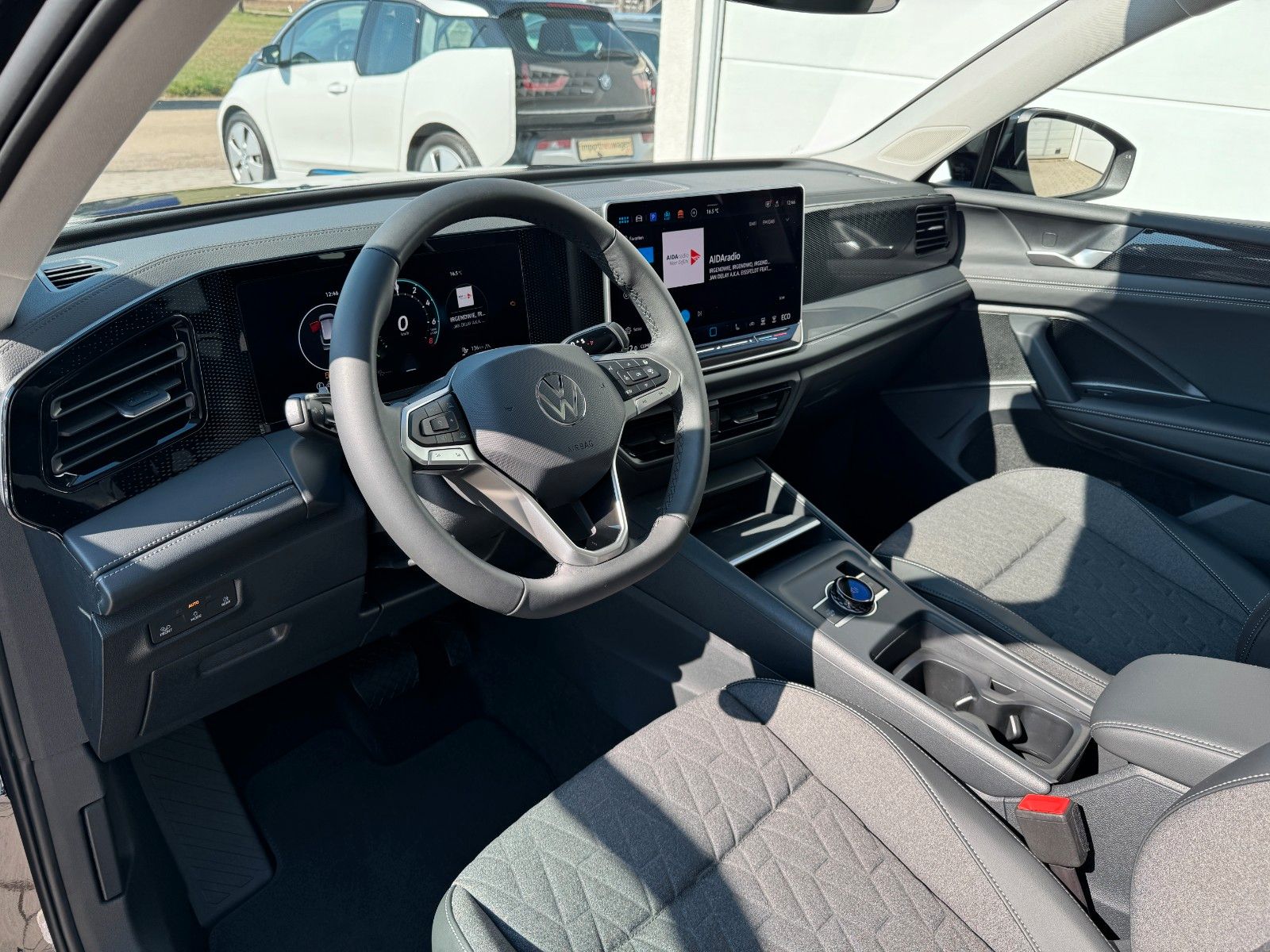 Volkswagen Tiguan Life 1.5 eHybrid PANO+AHK+EasyOpen! foto 17