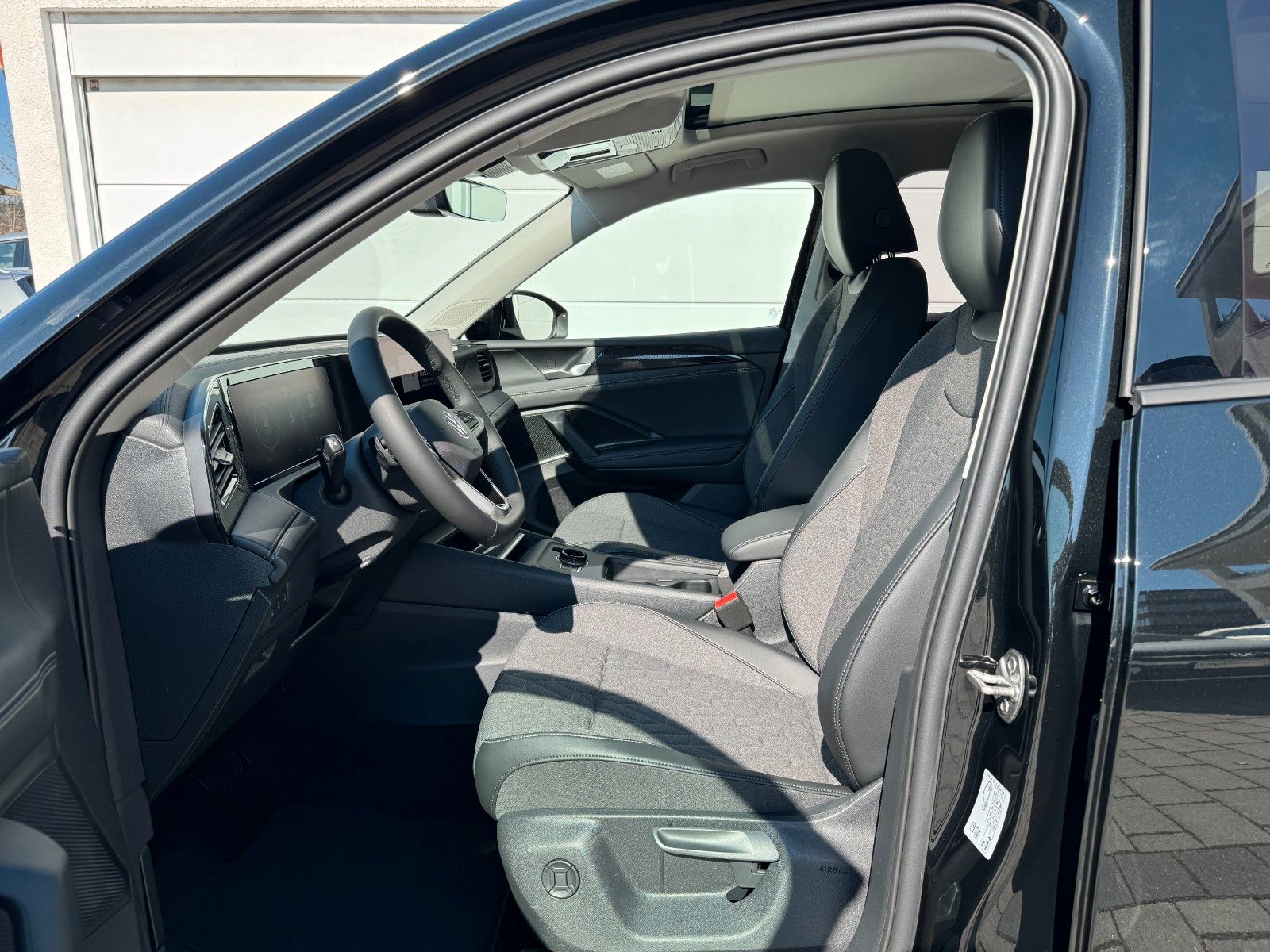 Volkswagen Tiguan Life 1.5 eHybrid PANO+AHK+EasyOpen! foto 18
