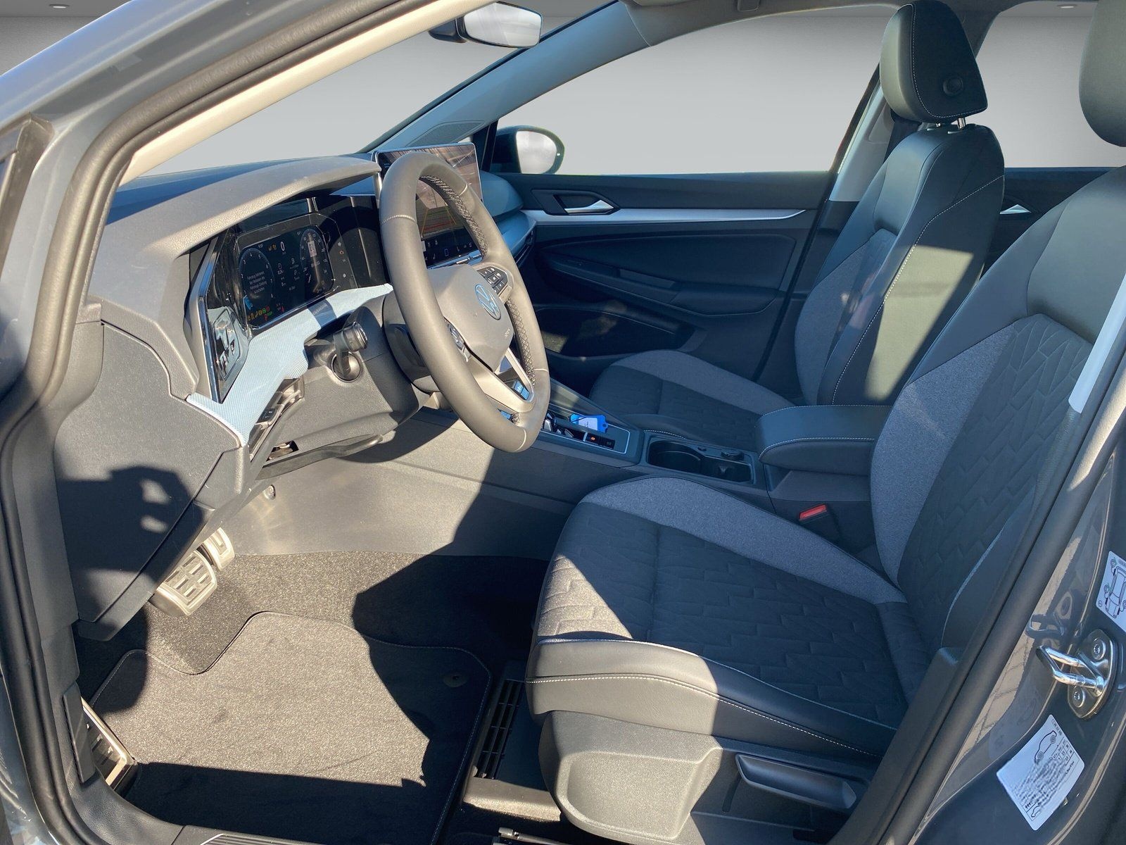 Volkswagen Golf GOAL 1.5 eTSI DSG AHK Carplay Shzg RFK LED foto 11