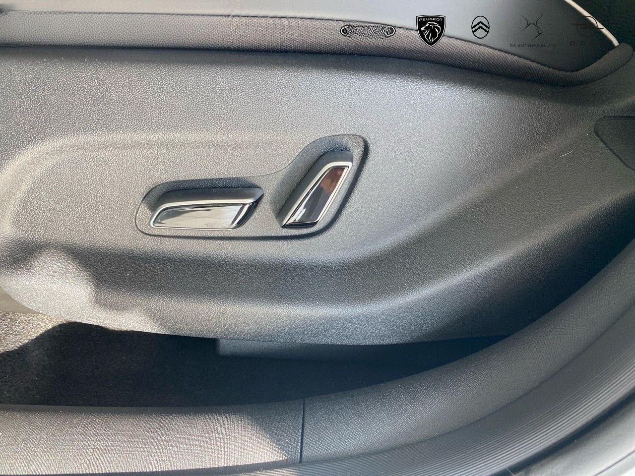 BYD DOLPHIN Comfort 60kWh Kamera Navi foto 20