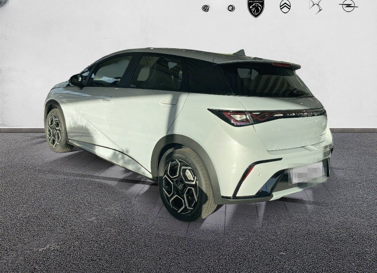 BYD DOLPHIN Comfort 60kWh Kamera Navi foto 7