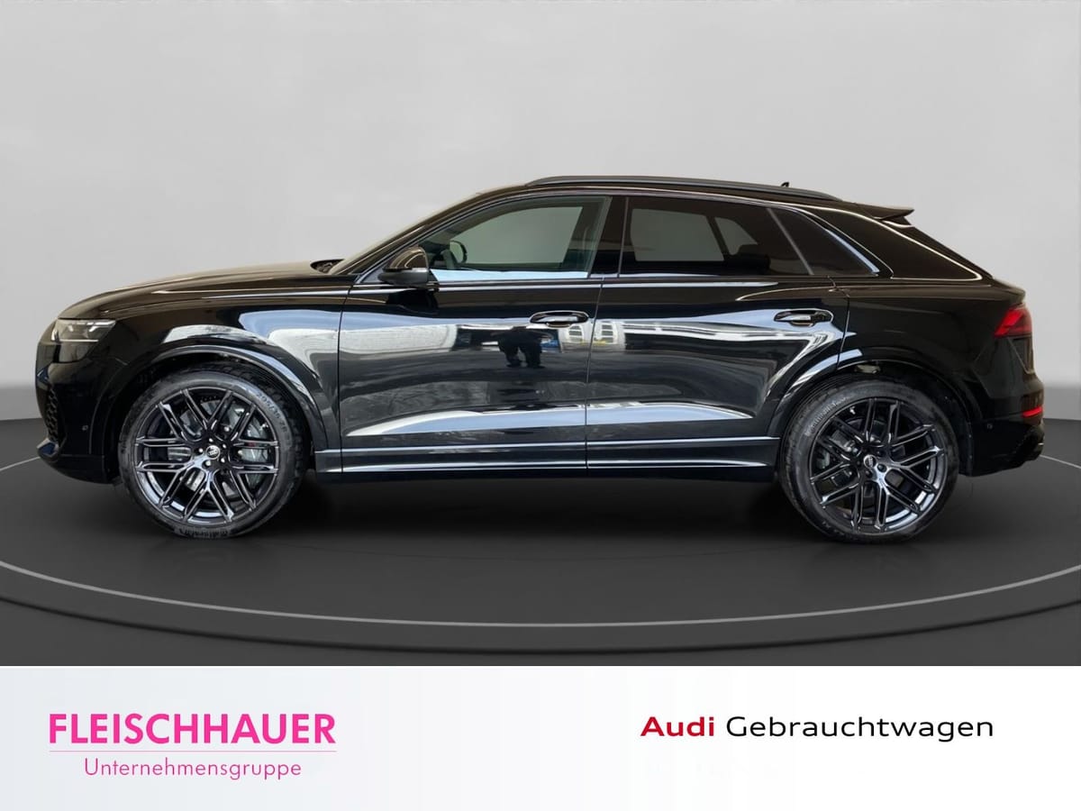Audi RSQ8 SUV performance tiptronic foto 3