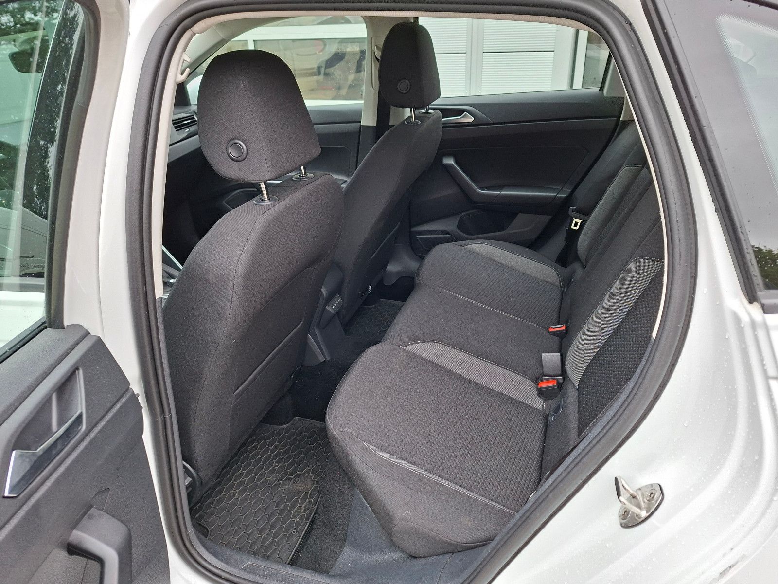 Volkswagen Taigo 1.0 TSI DSG Life foto 7