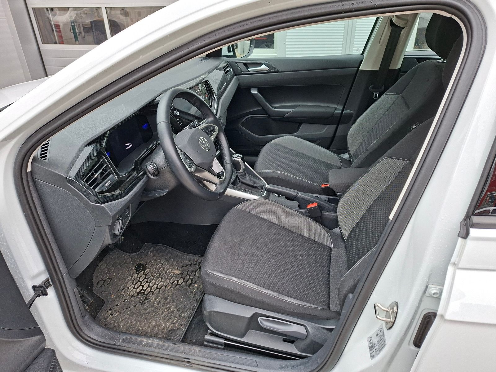 Volkswagen Taigo 1.0 TSI DSG Life foto 9