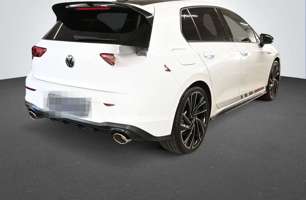 Volkswagen Golf VIII Lim 2.0 TSI Automatik GTI Clubsport LE foto 2
