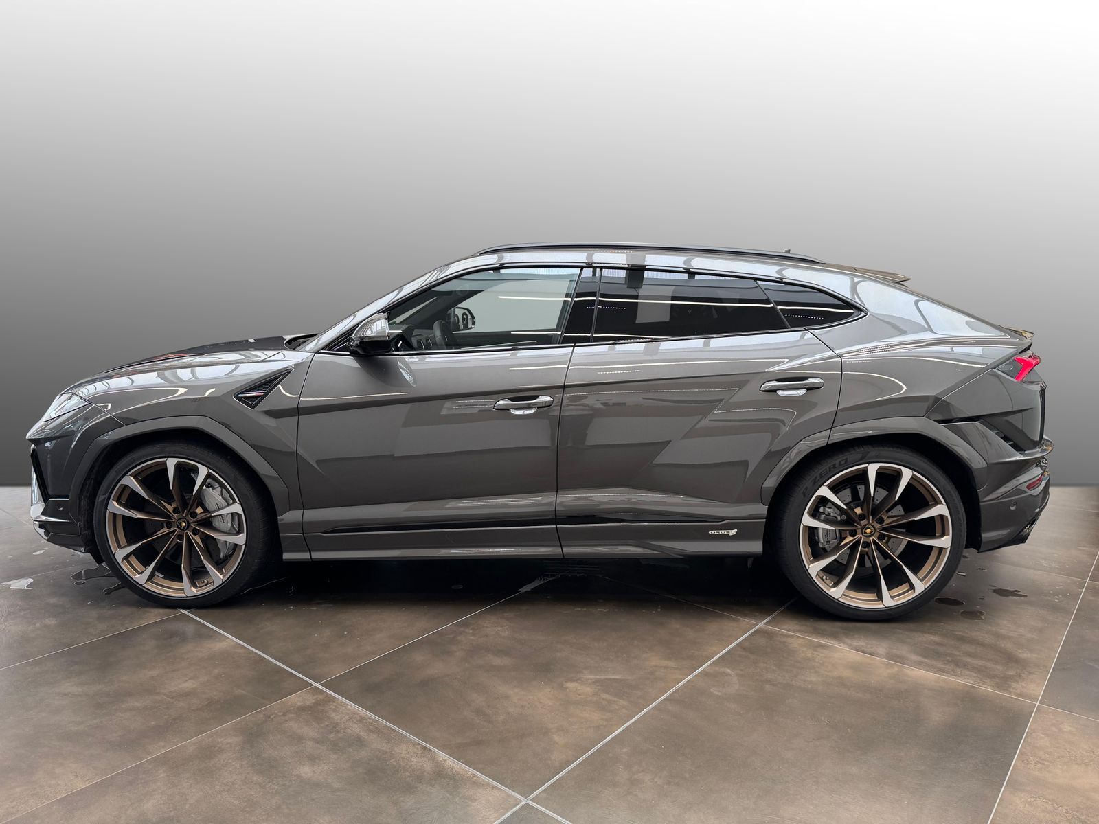 Lamborghini Urus S | Grigio Keres | Lamborghini Nürnberg foto 2