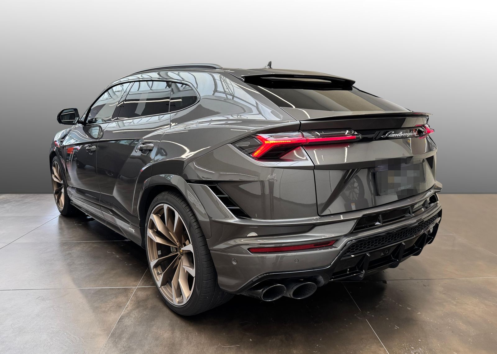 Lamborghini Urus S | Grigio Keres | Lamborghini Nürnberg foto 3